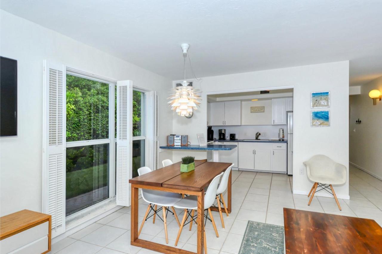 Laplaya 101A Step Out To The Beach From Your Screened Lanai Light And Bright End Unit Longboat Key Ngoại thất bức ảnh